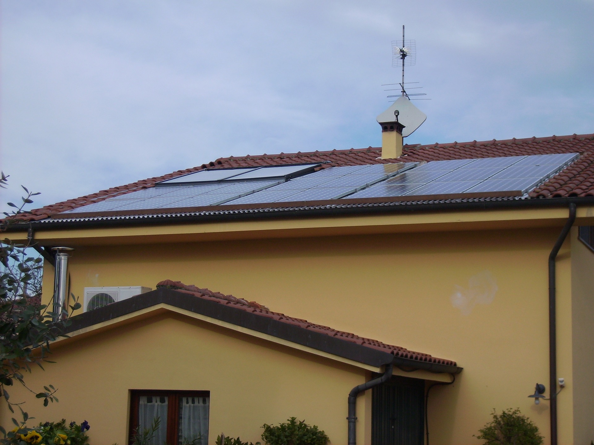 Solarthermie Nachrüsten – Die nachhaltige Lösung zur Senkung der Heizkosten?
